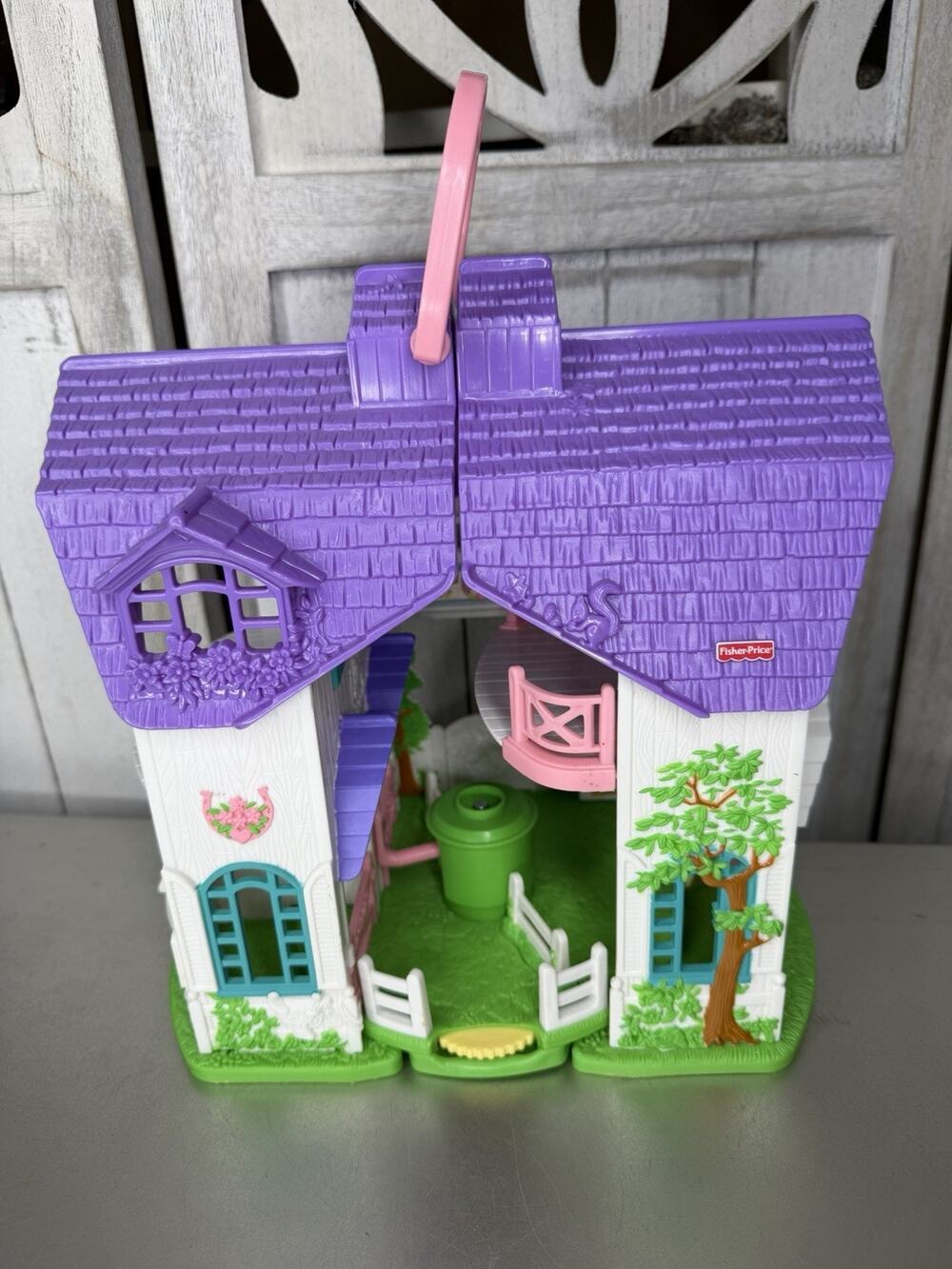 VTG Sweet Streets Riding Stable Horse Pony Barn Fisher Price Playset